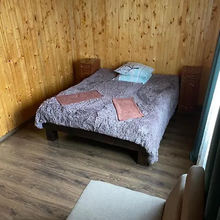 Konukevi роздоріжжя Yaremche