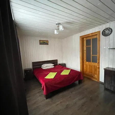 Guest house роздоріжжя *