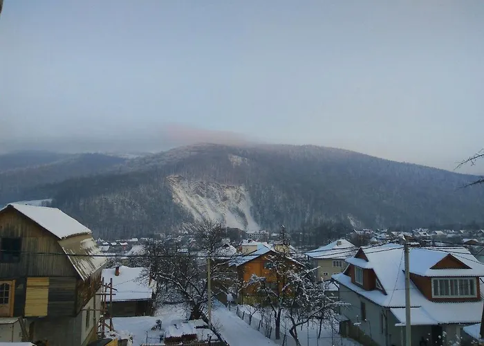 Konukevi роздоріжжя Yaremche