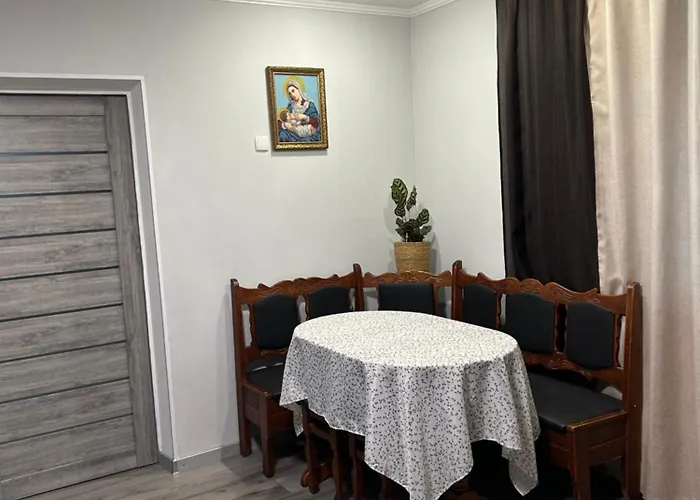 роздоріжжя Konukevi Yaremche