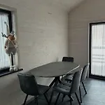 Guest house роздоріжжя *
